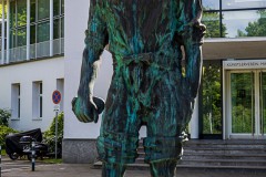 T0A8610